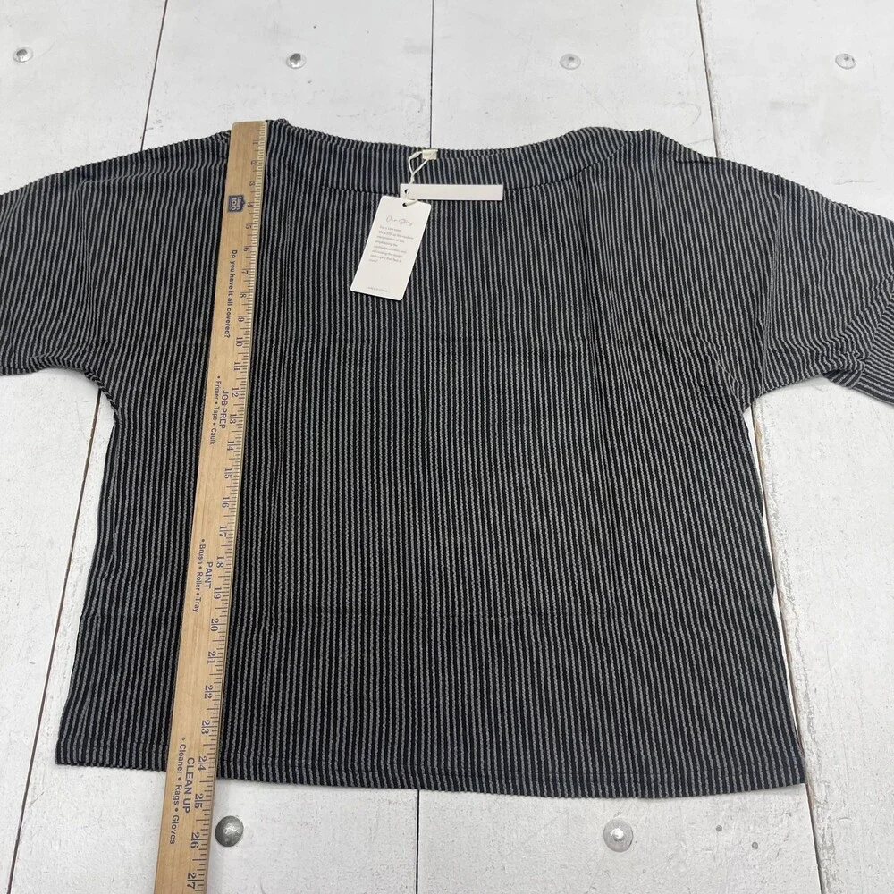 EVALESS Shirt Womens Medium Black White Striped Boat Neck Short Sleeve Knit Top - Picture 5 of 7